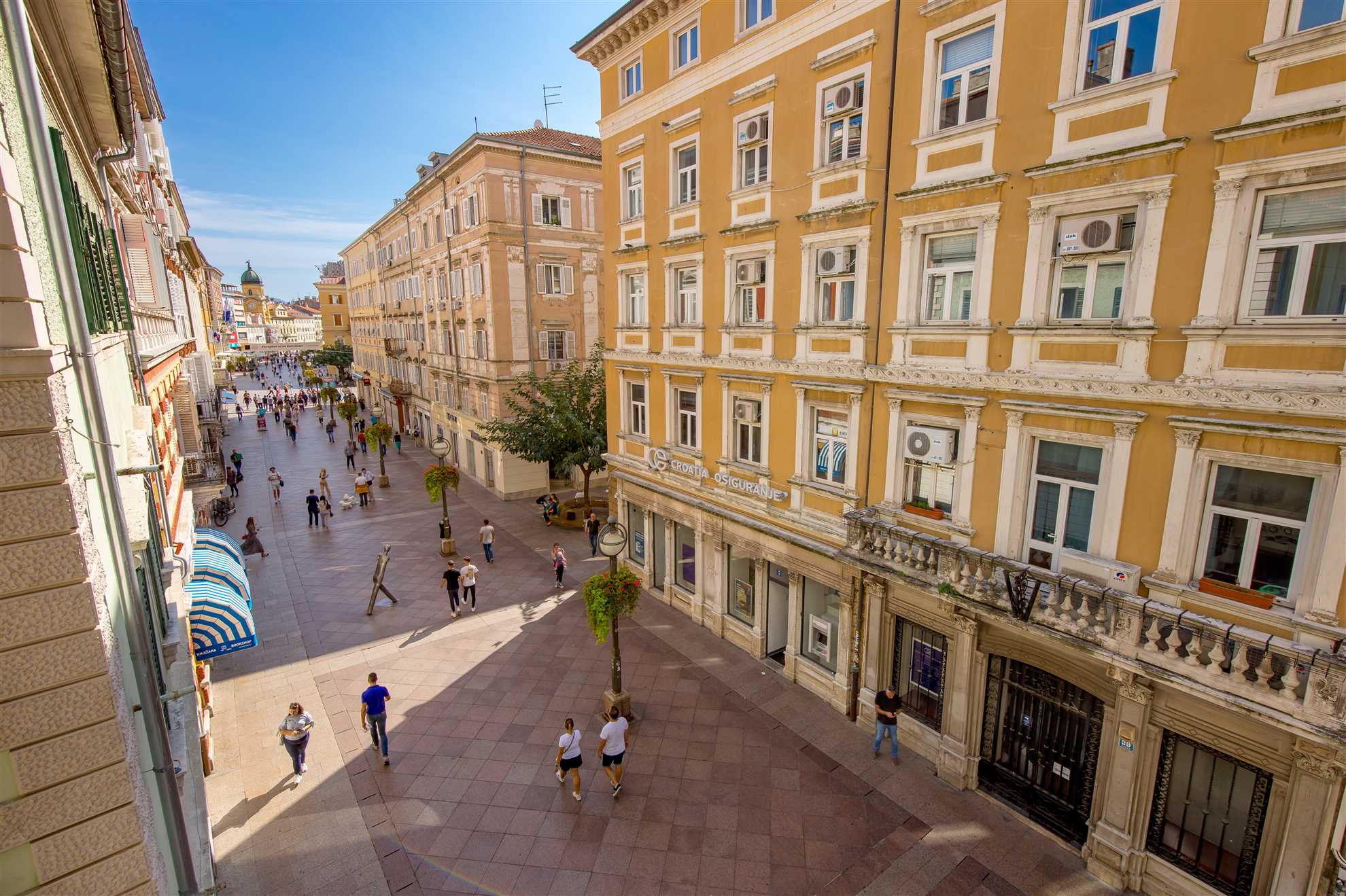 Main square Corso, CosyLux 2