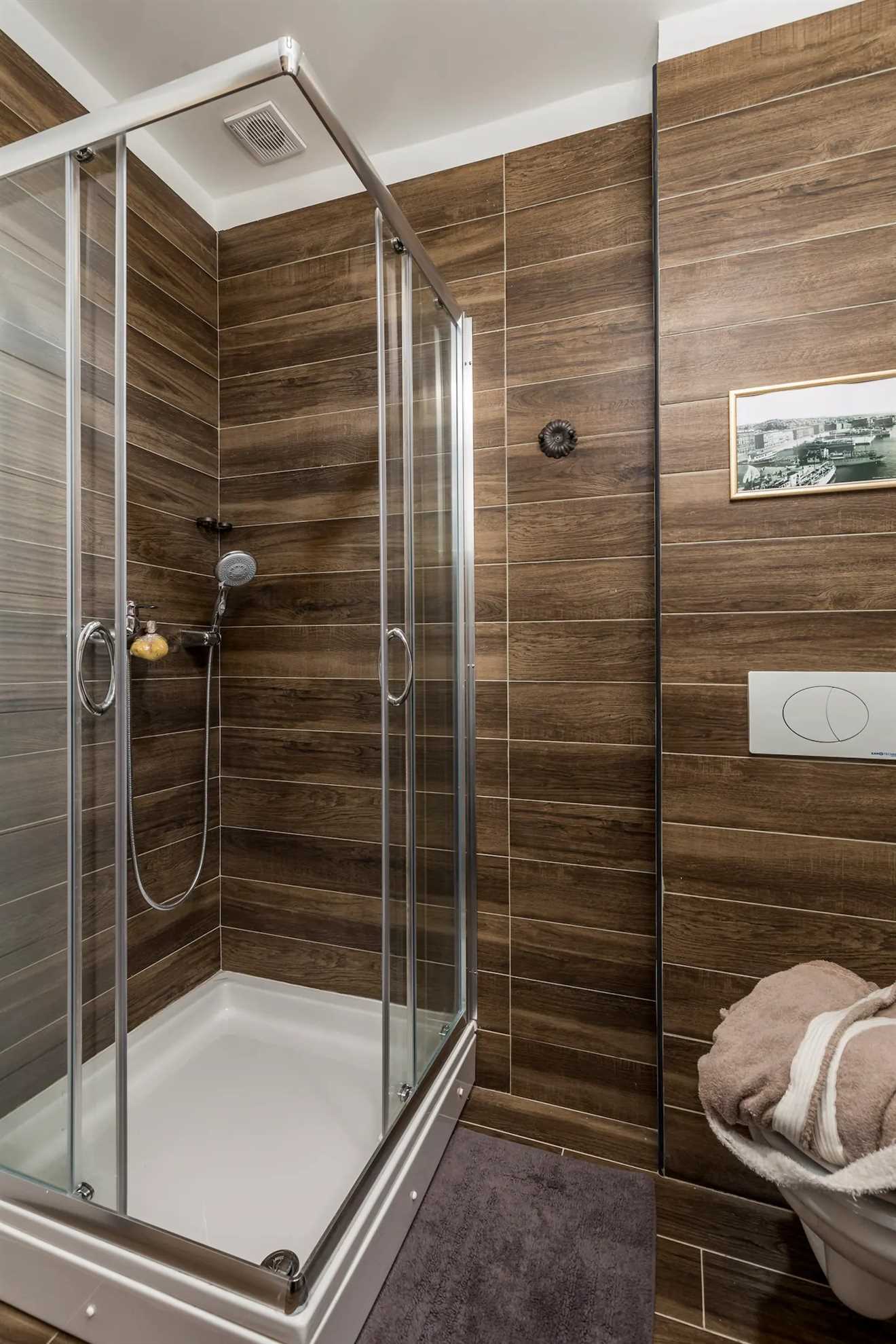 On main square, perfect location, 4 Seasons 1