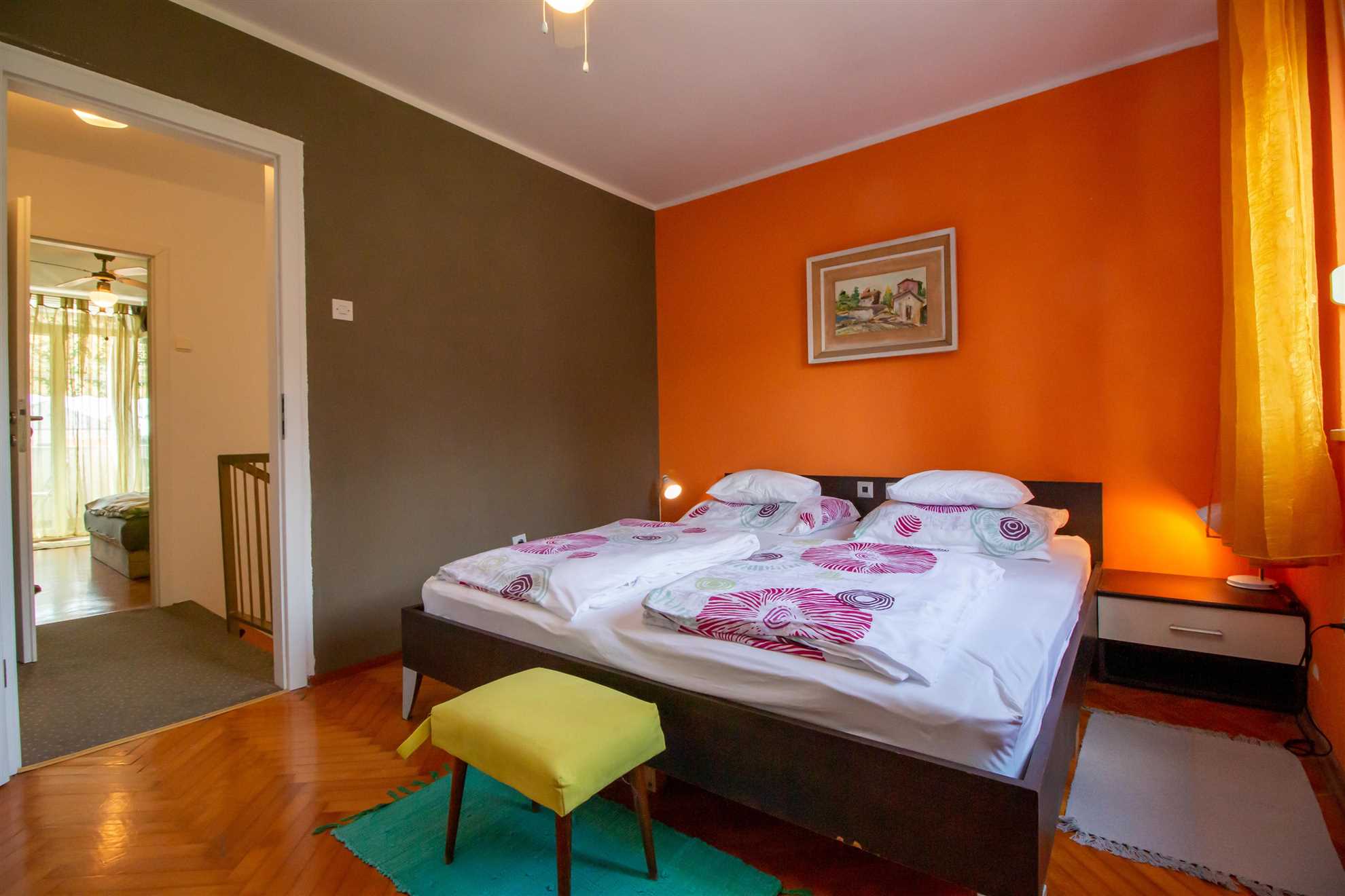 UN CHAT Apartman sa 2 Spavaće Sobe