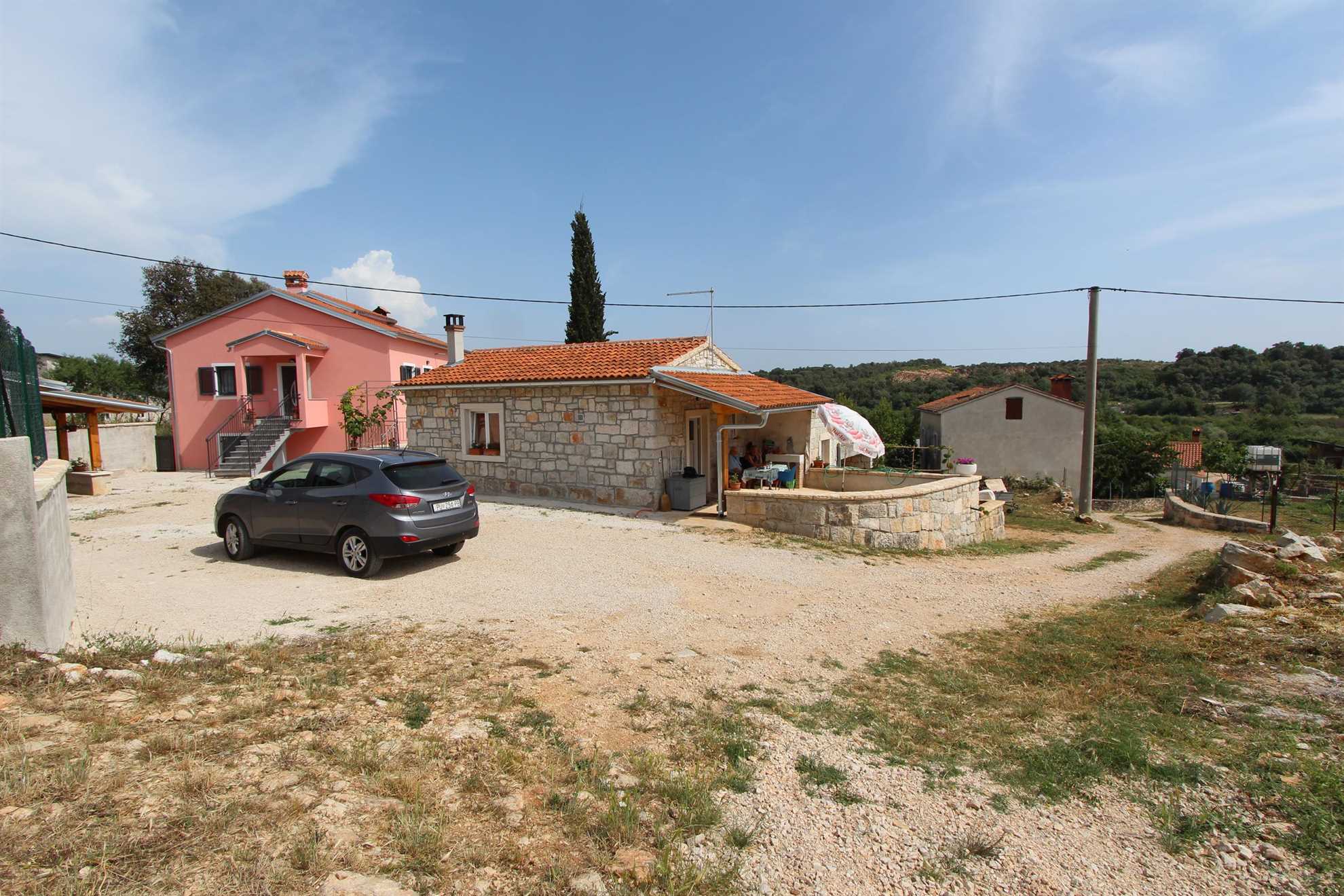 MONDELACO Kuća za odmor sa tri spavaće sobe