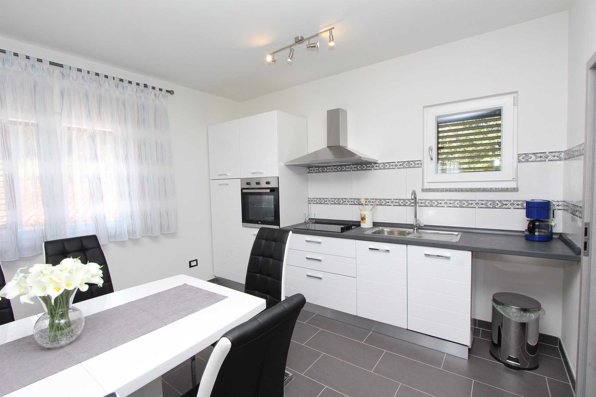 MONDELACO Kuća za odmor sa tri spavaće sobe