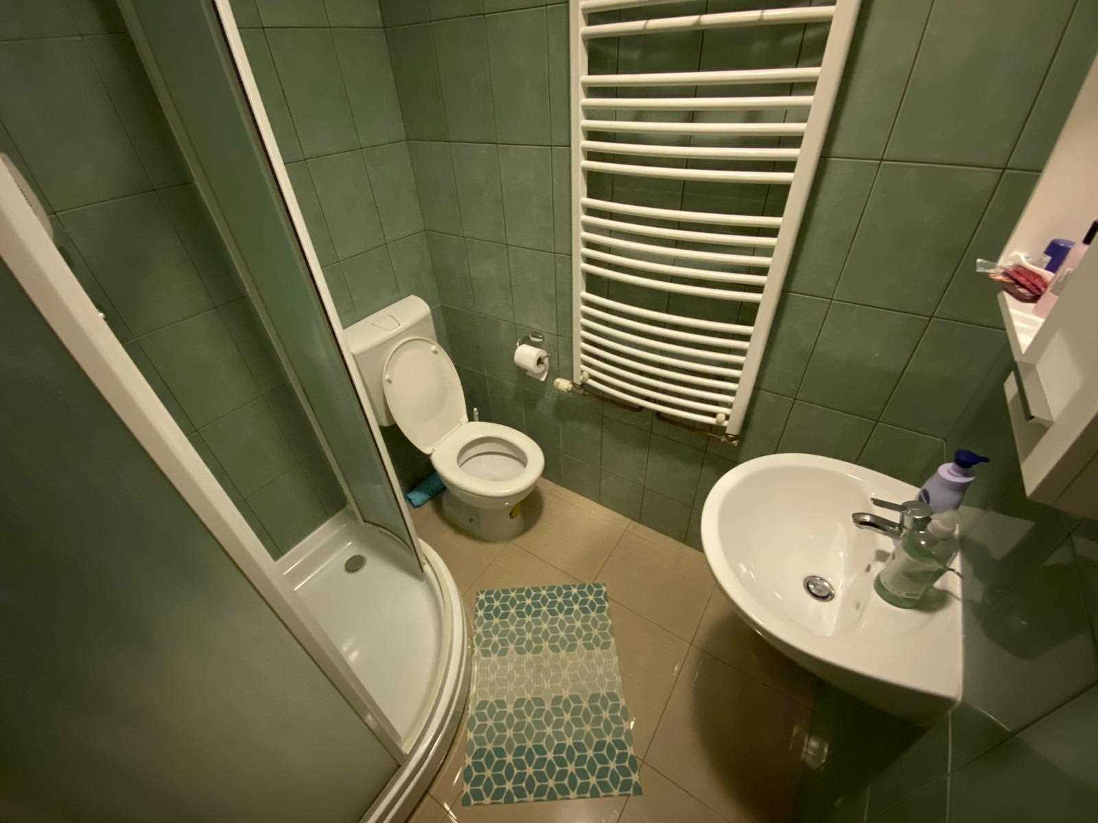 Soba 3 - dvokrevetna soba sa krovnim prozorom