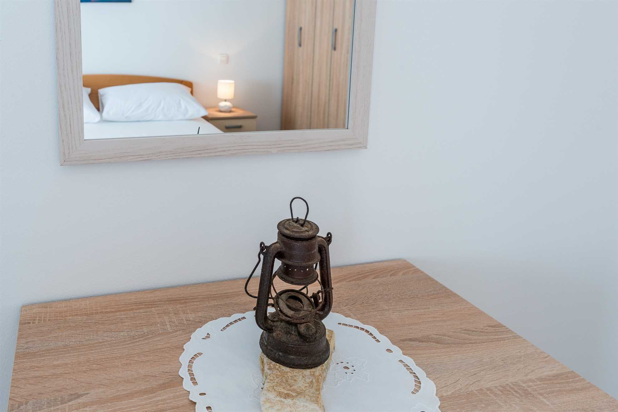30 m from beach | apartment with sea view | air conditioning, satellite TV, WiFi