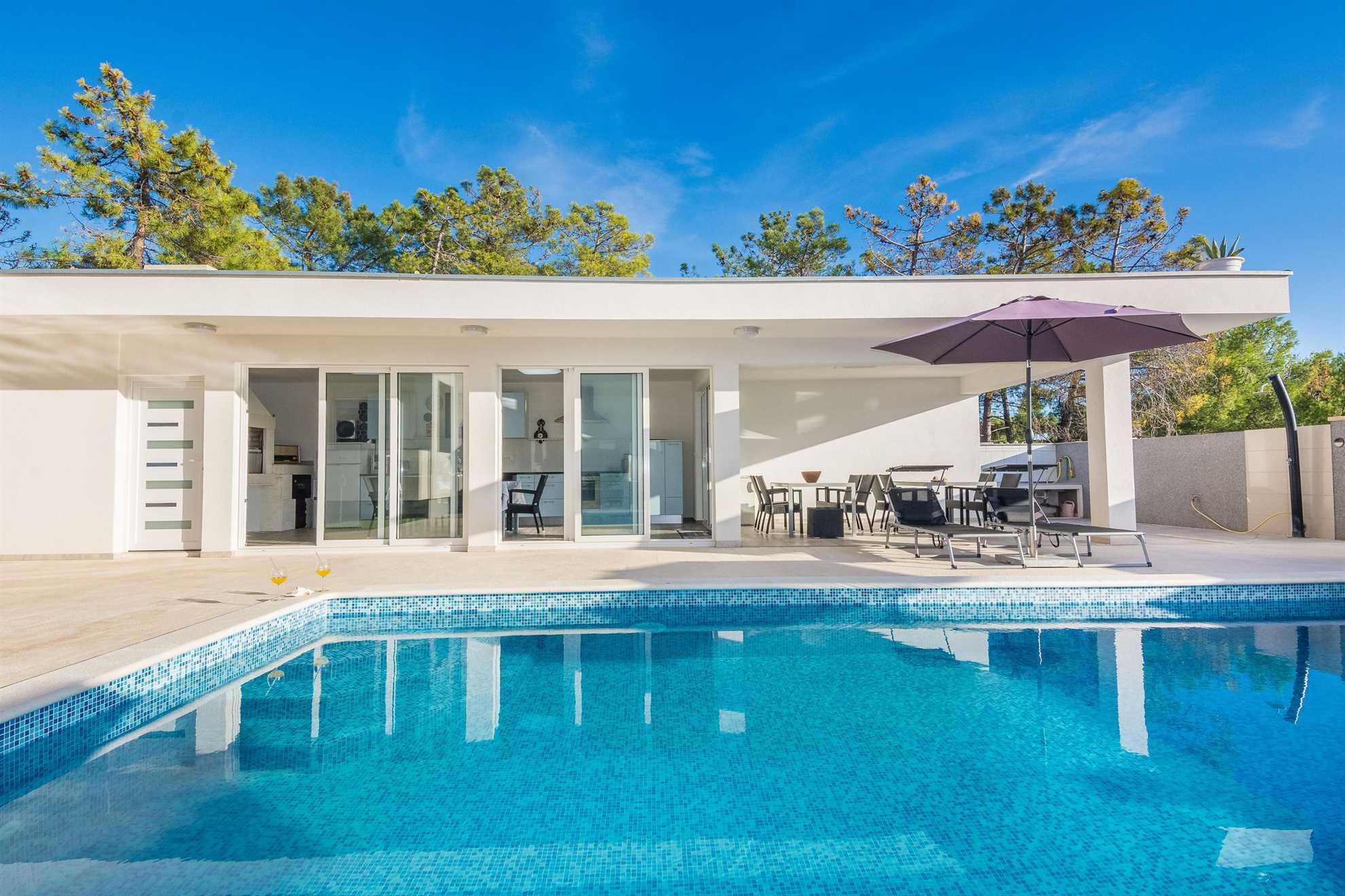 Luksuzan apartman | 4 zvjezdice | pogled na more | za 4 osobe