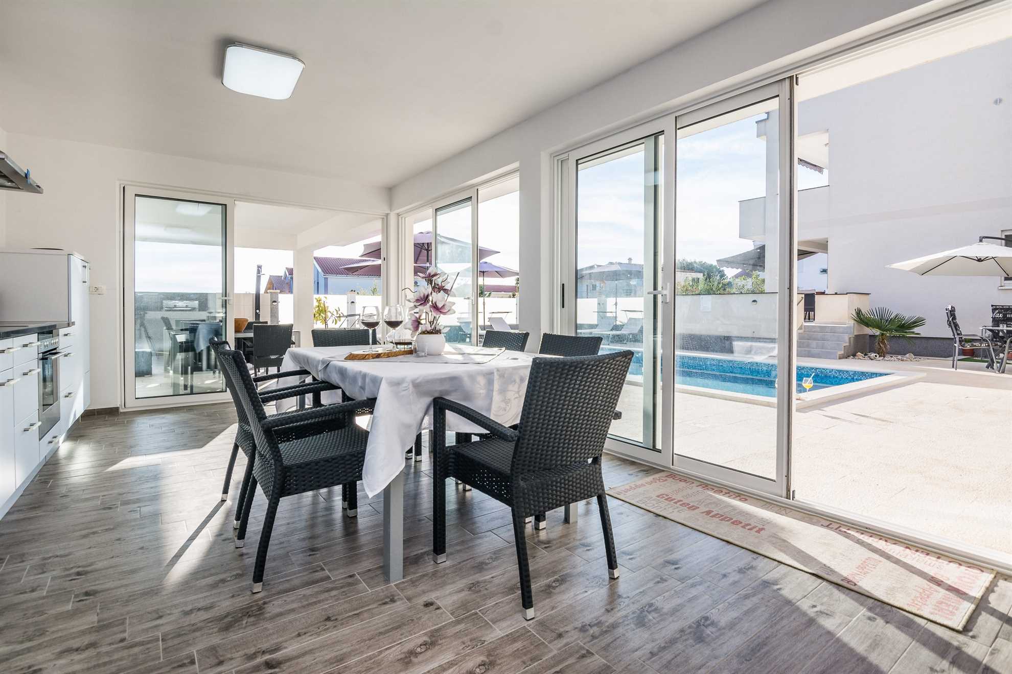 Luksuzan apartman | 4 zvjezdice | pogled na more | za 4 osobe