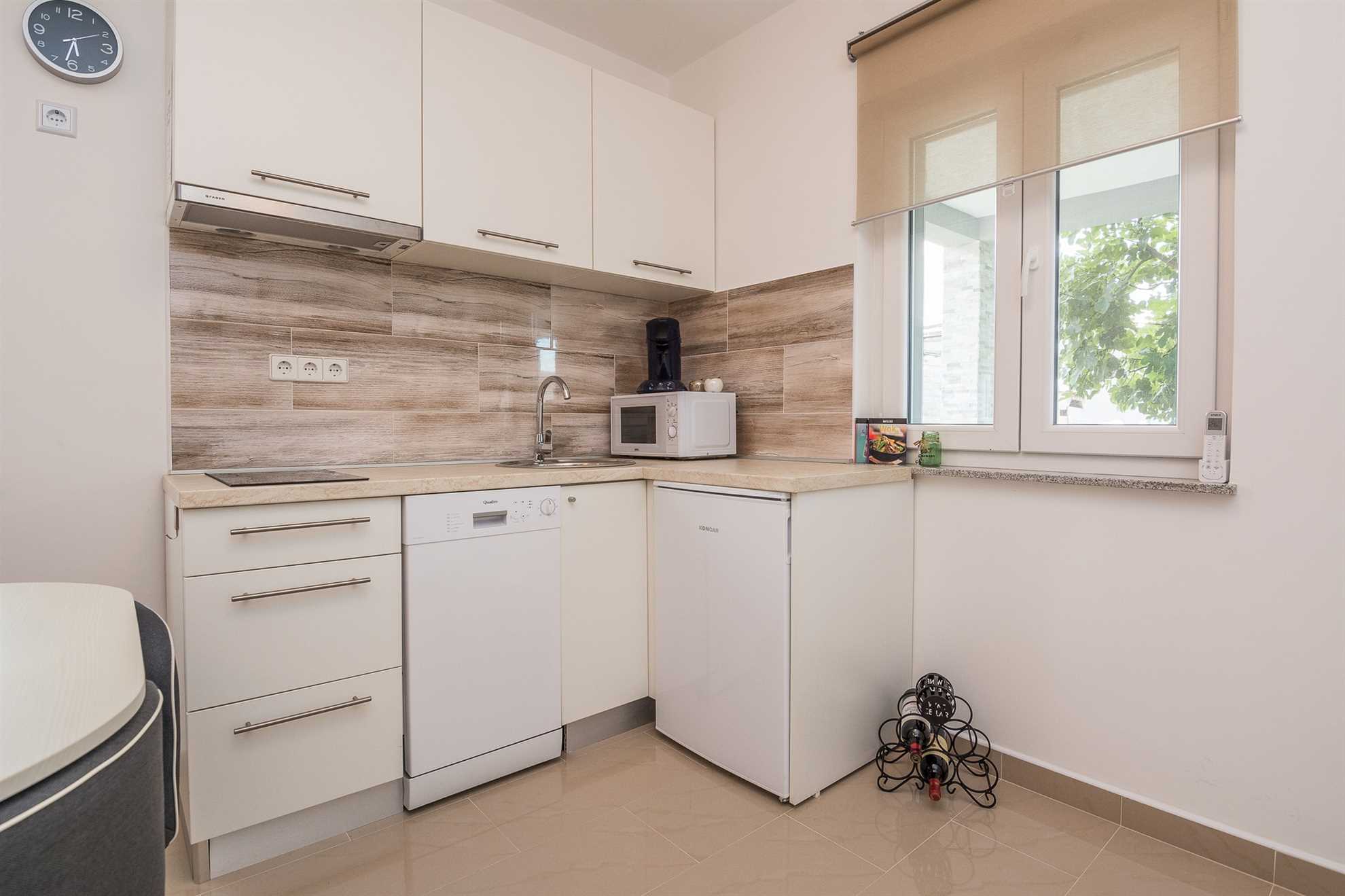 Apartment for 2-4 persons | just 70 m from beach | fully equipped