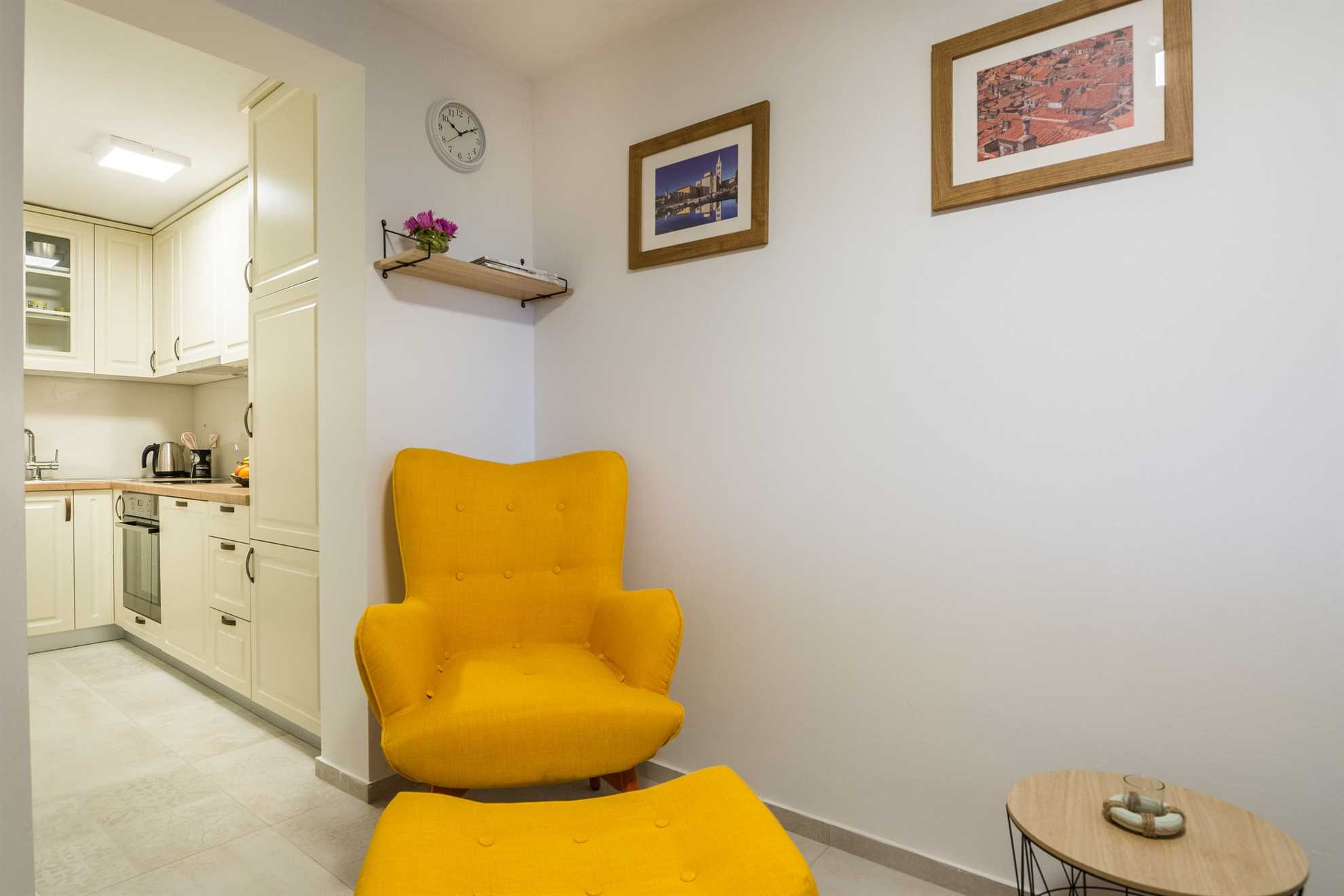 Idealno za 4 osobe | Kamena moderna kuća | 200 m od plaže