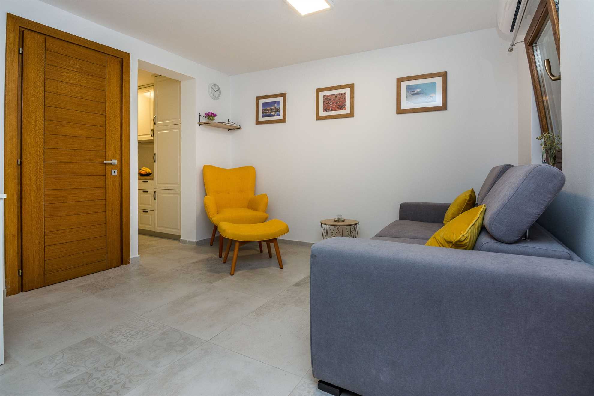 Idealno za 4 osobe | Kamena moderna kuća | 200 m od plaže