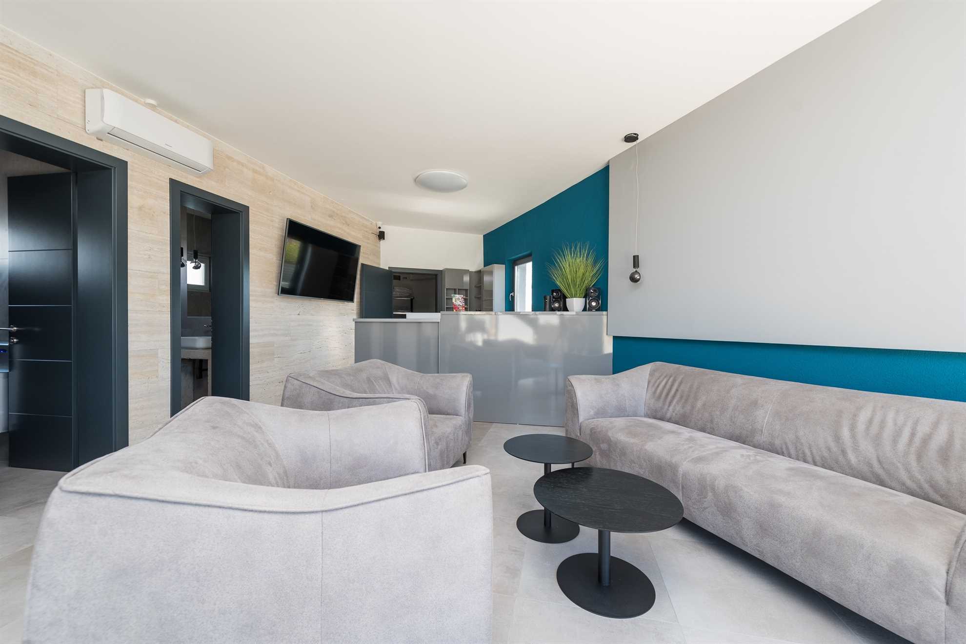 Obiteljska kuća za odmor s bazenom za 4-6 osoba | Fitness i Spa centar | Sportski tereni