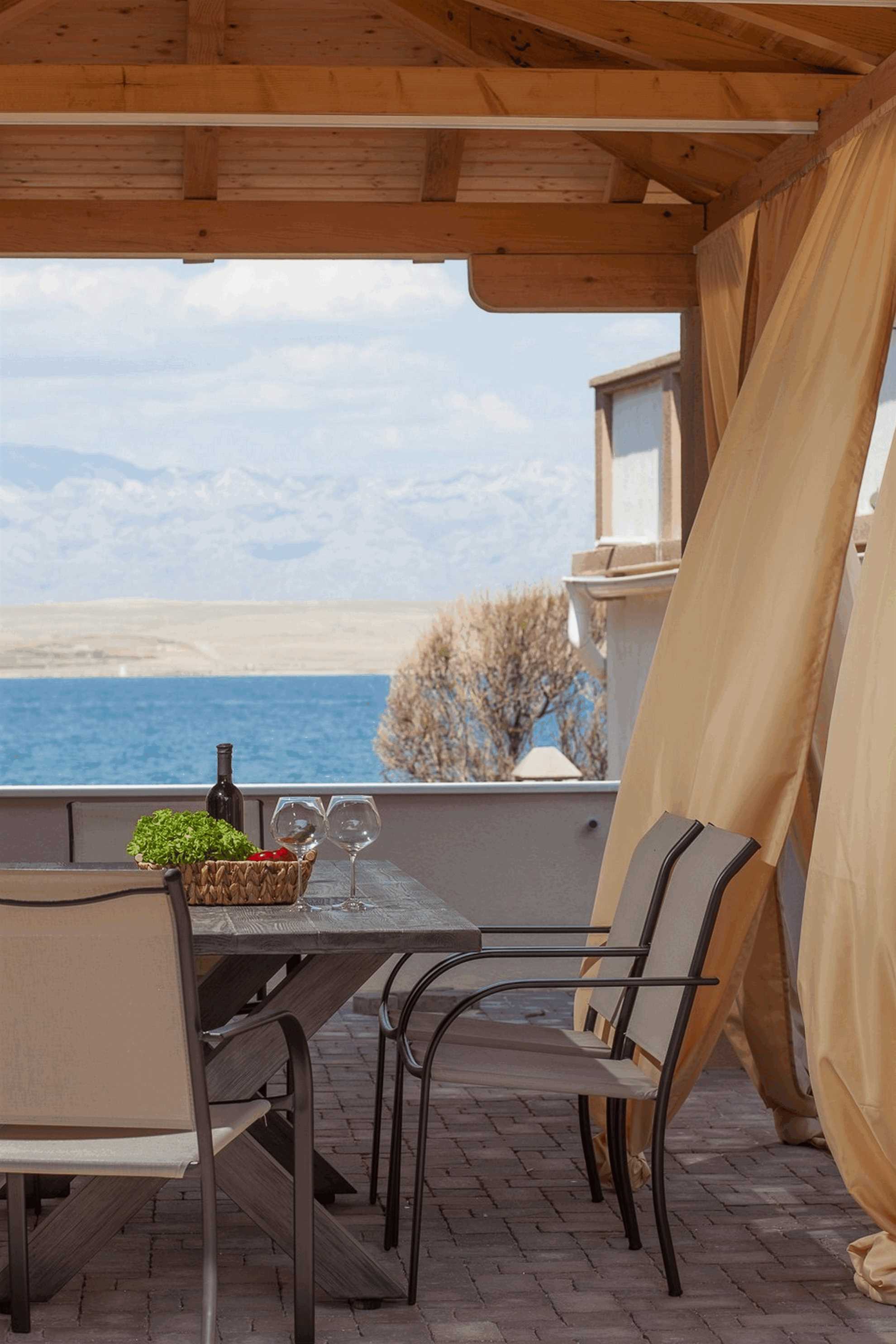 Luksuzan apartman | 20 m od plaže | za 2-4 osobe