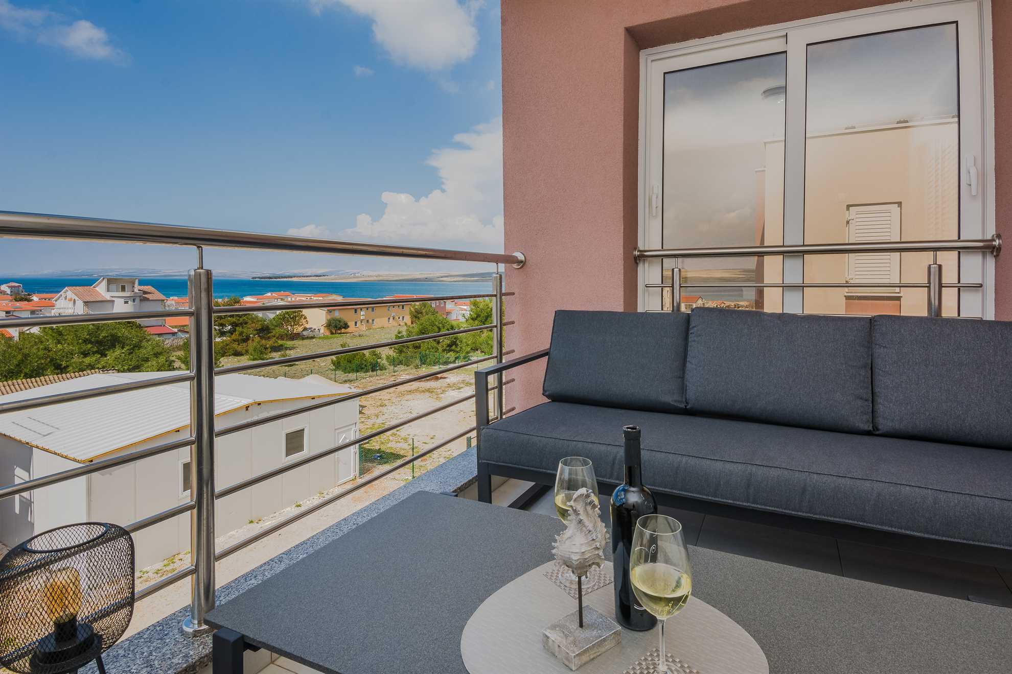 Apartman sa dvije spavaće sobe | 250 m od mora | djelomičan pogled na more