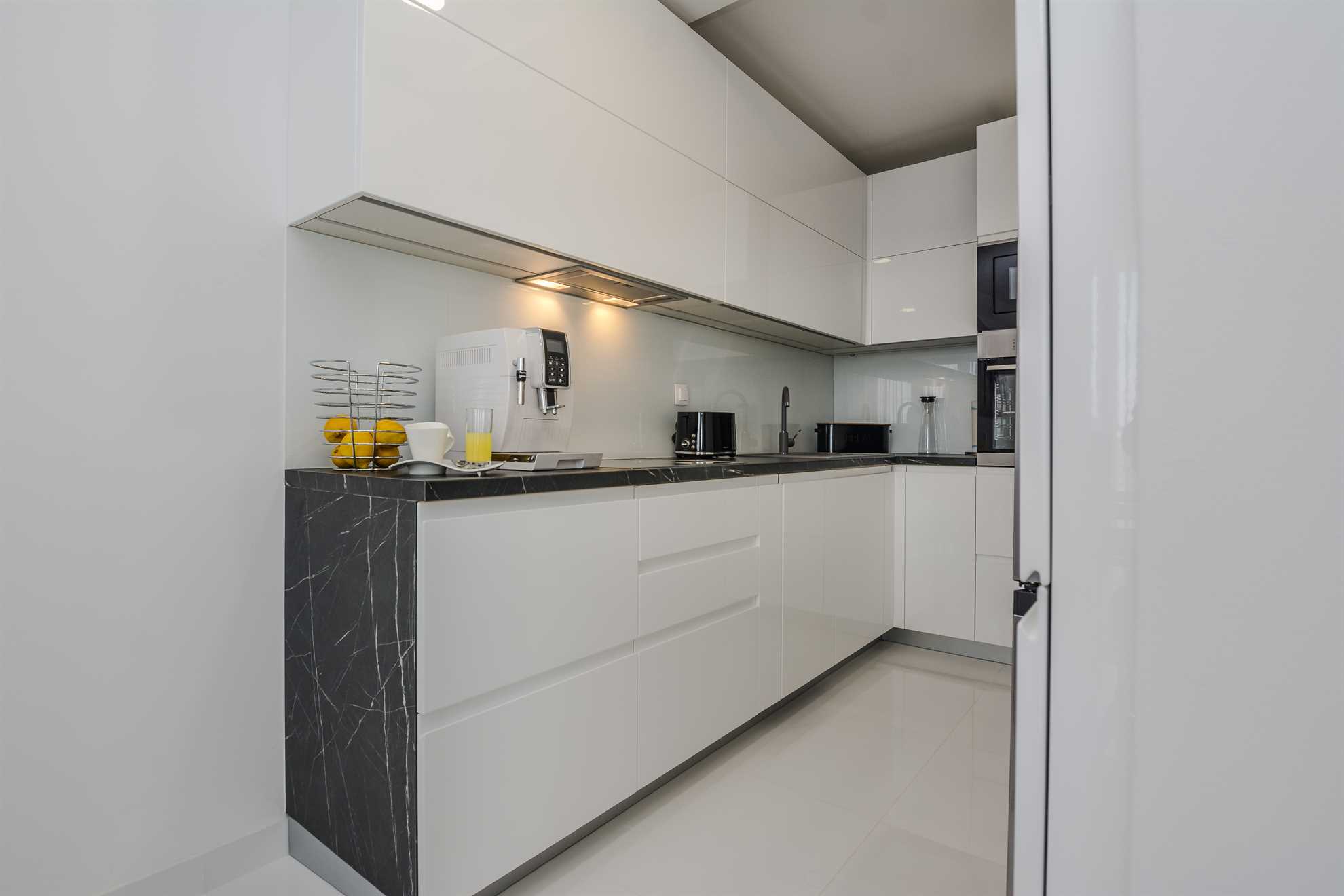 Apartman sa dvije spavaće sobe | 250 m od mora | djelomičan pogled na more