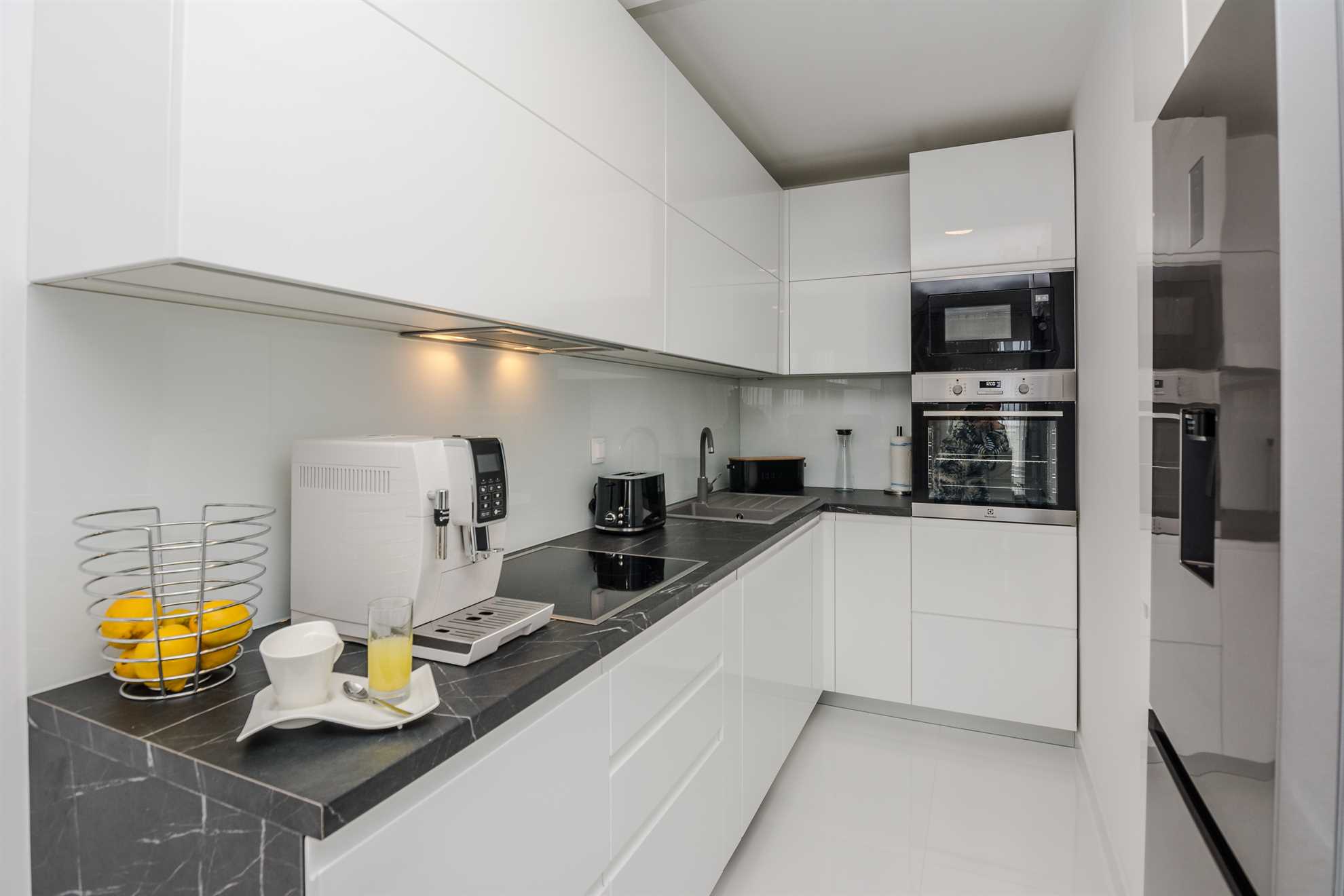 Apartman sa dvije spavaće sobe | 250 m od mora | djelomičan pogled na more