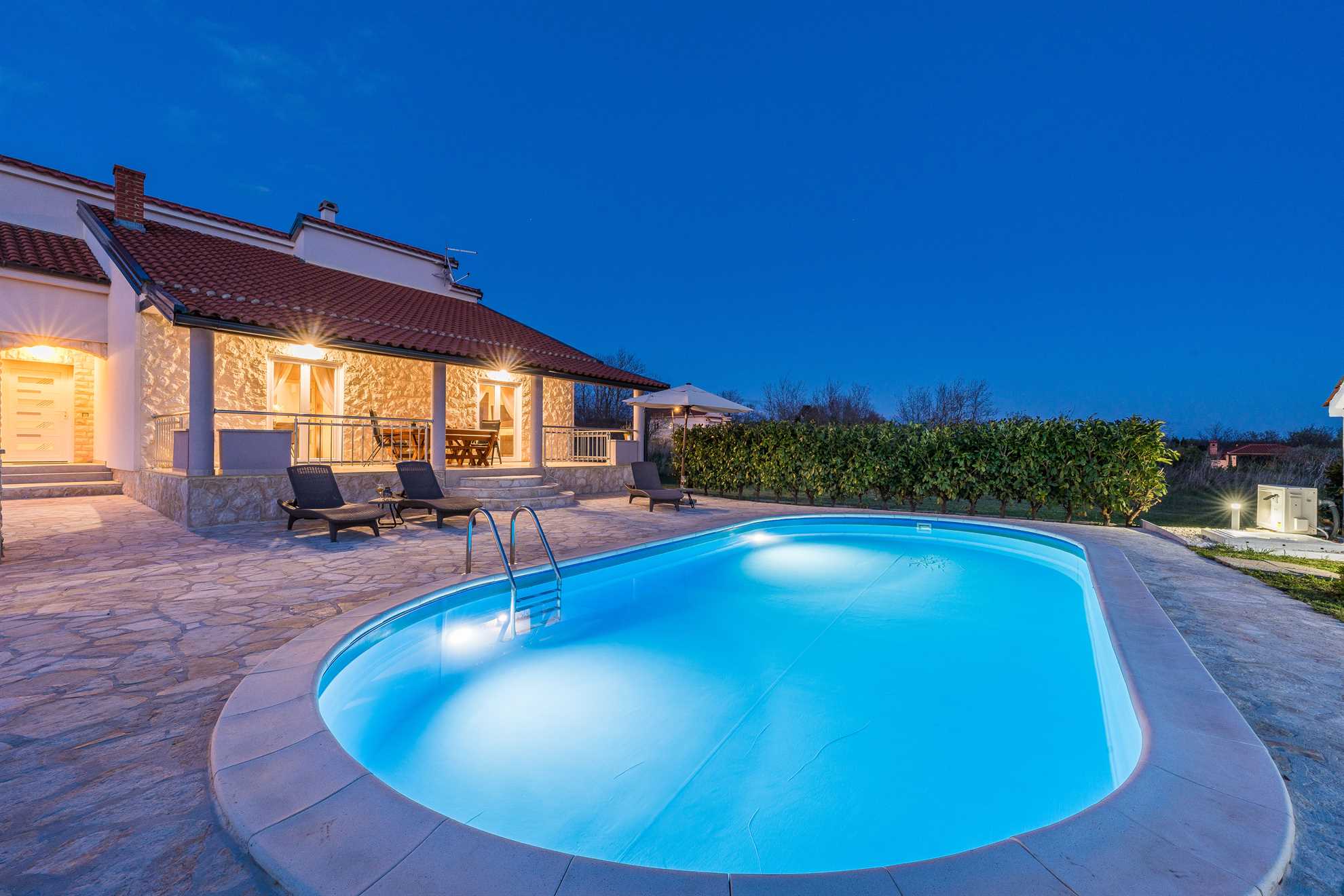 Villa | 6-8 osoba | Privatni bazen | Moderan dizajn