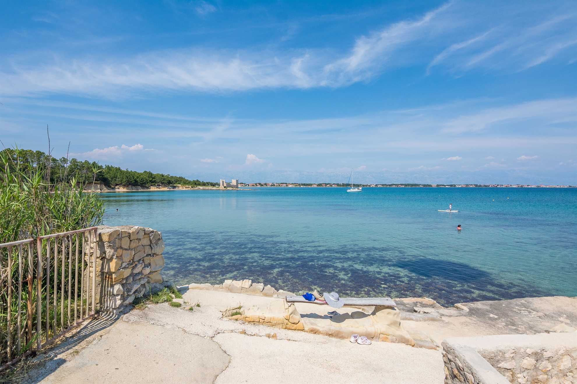 Apartman u prizemlju za 3-5 osoba | Klima uređaj, SAT TV, Wi-Fi internet