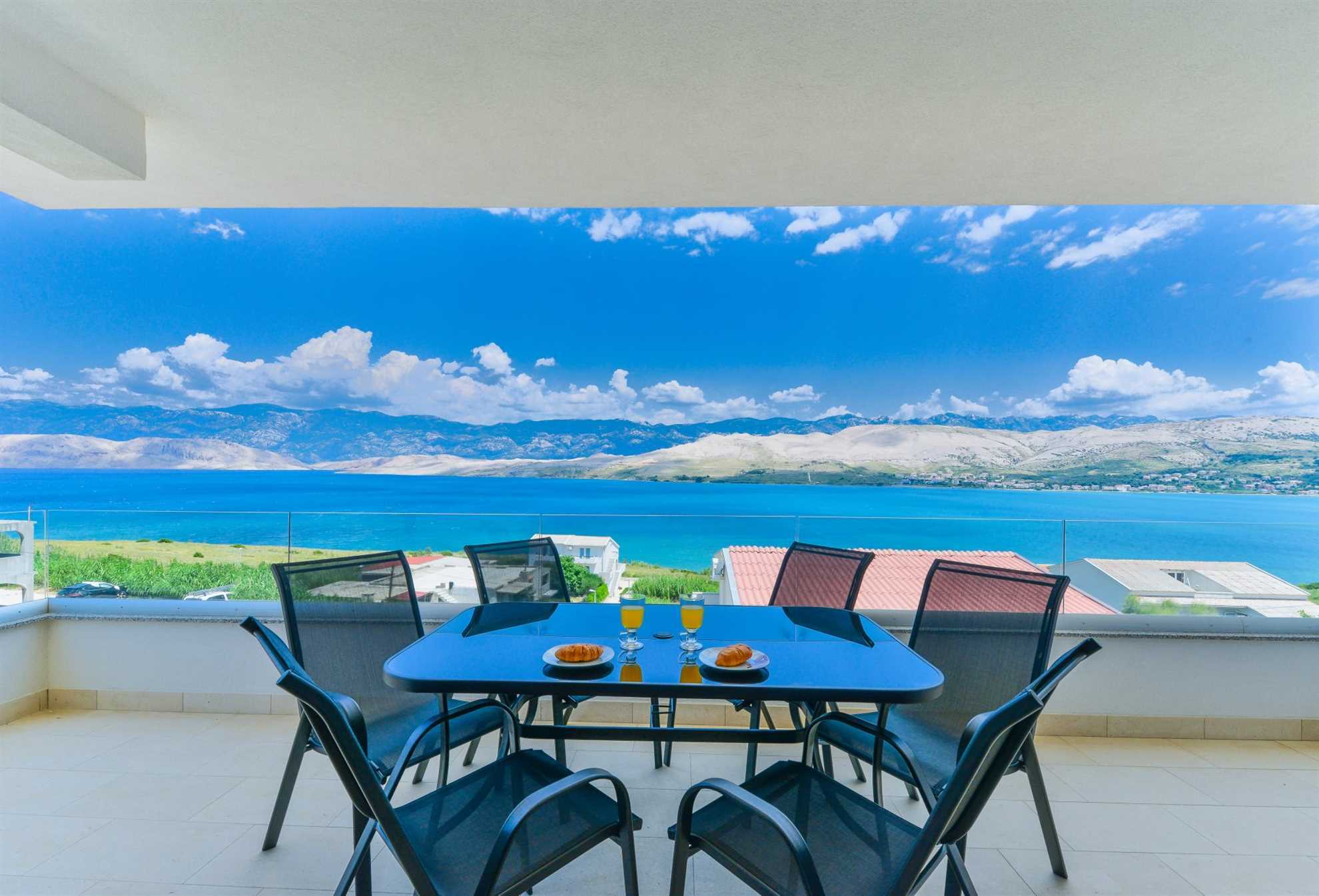 Apartmaji CROWONDER Pag View - Apartma A2 s pogledom na morje