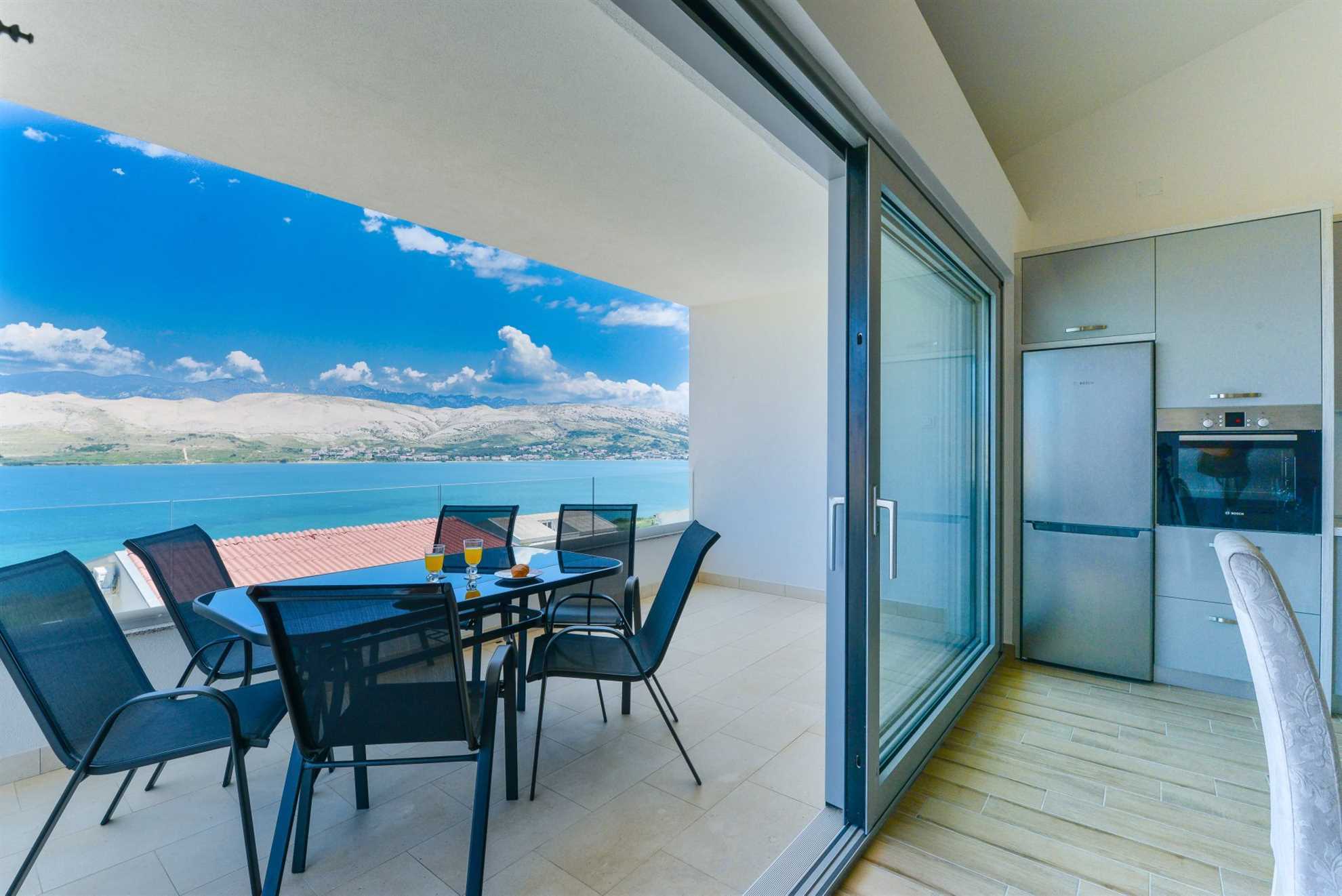 CROWONDER Pag View Apartments- Apartman A2 s pogledom na more