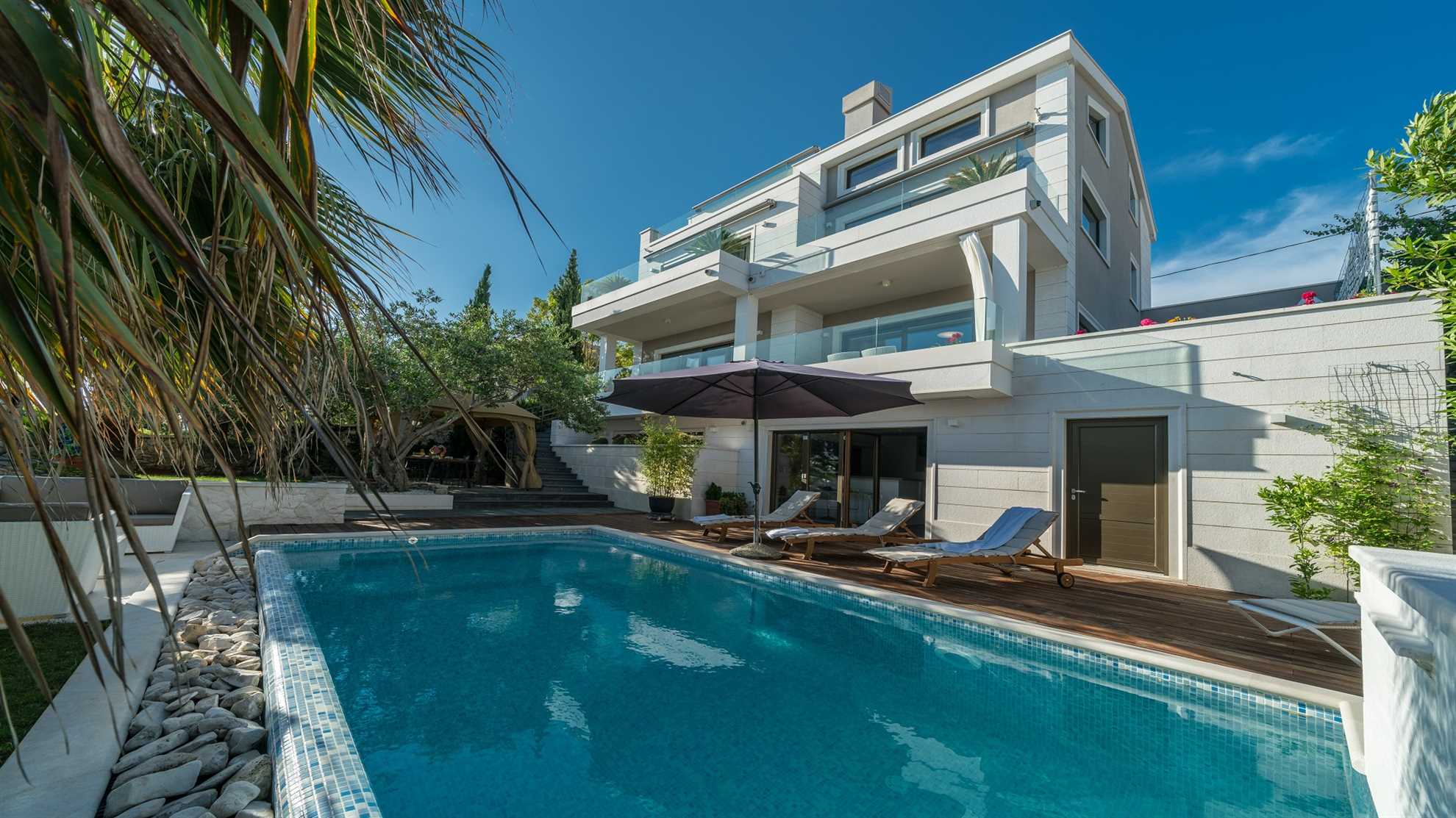 Luxury beachside villa Marija with pool - Eos Croatia
