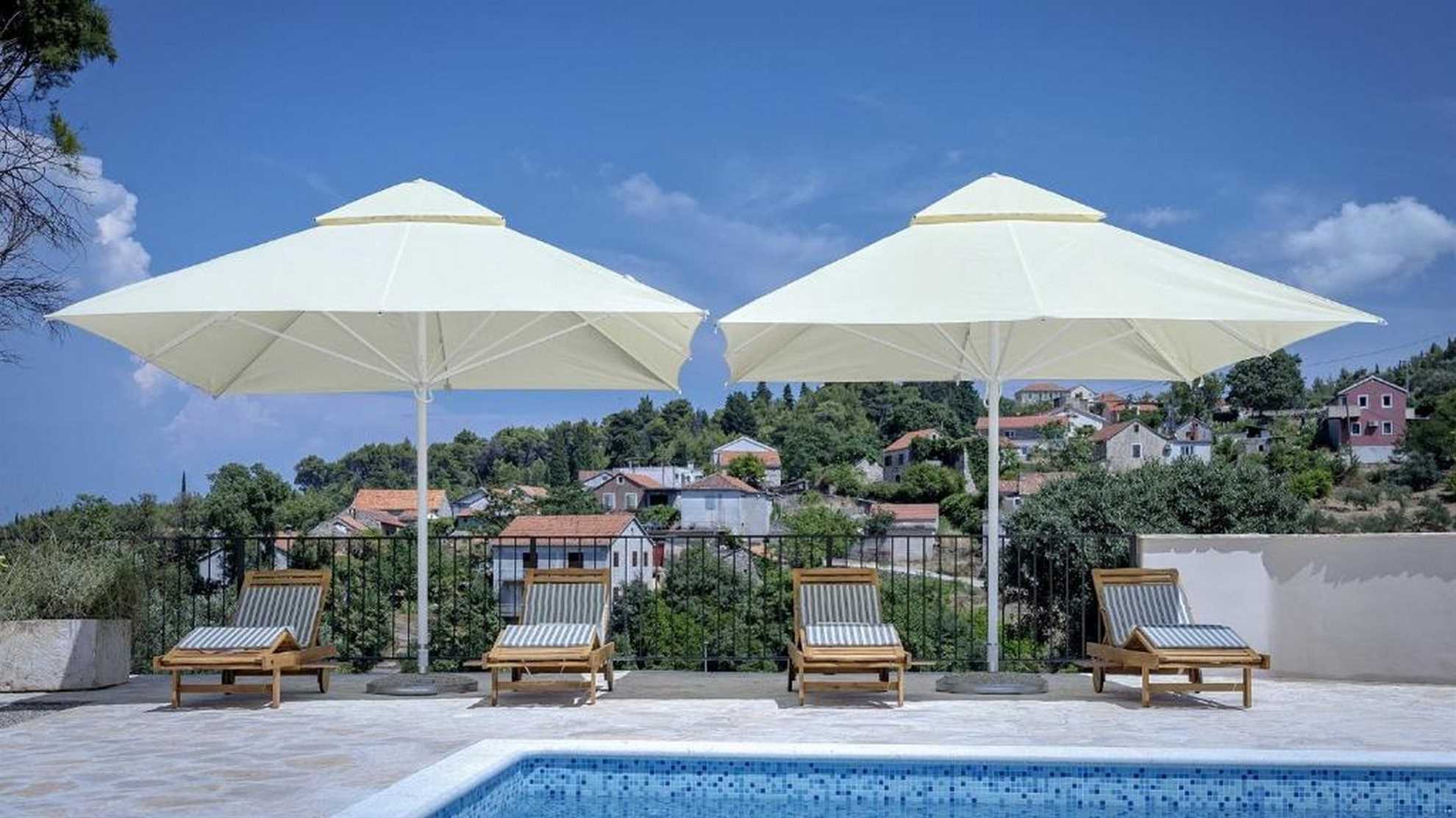 Luxury villa Ploča with pool  - EOS CROATIA
