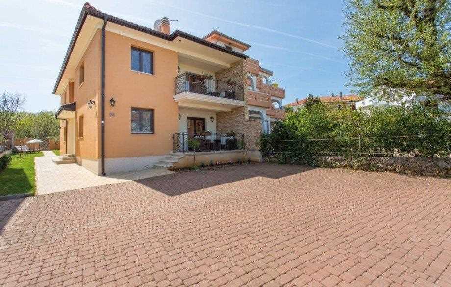 Apartmaji Stefano app4 56m2, Vantačići