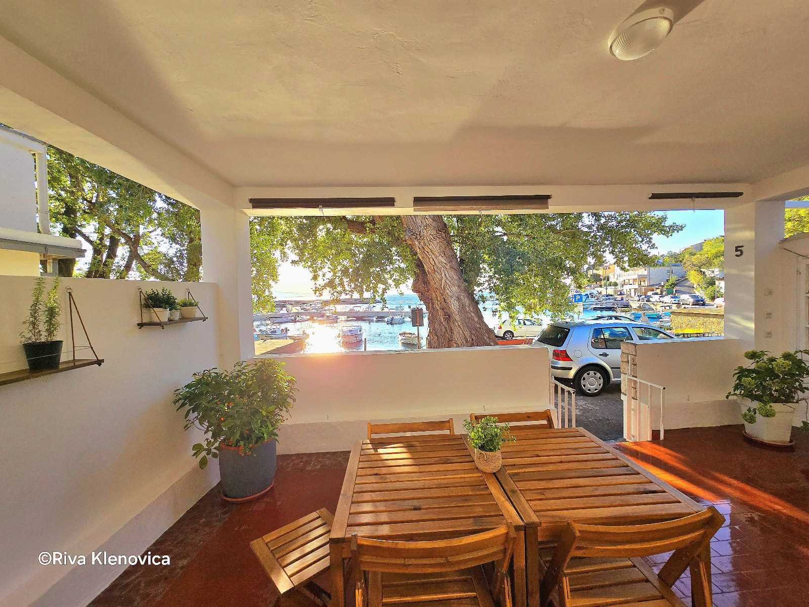 Apartment Riva Klenovica (ground floor)