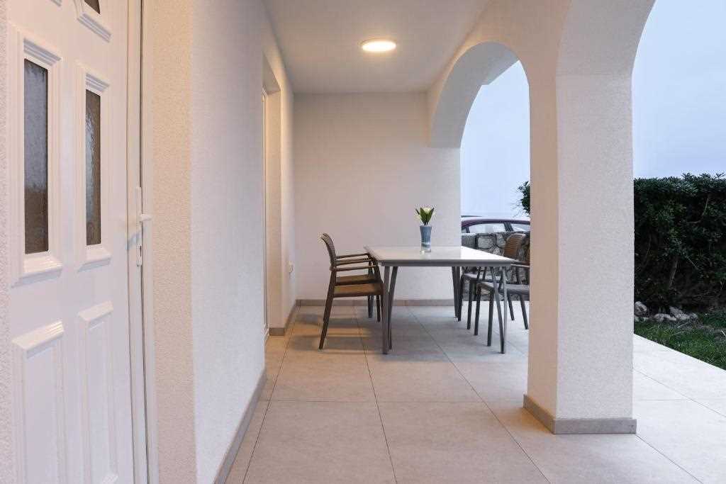Apartman Sabun - 1. red do mora