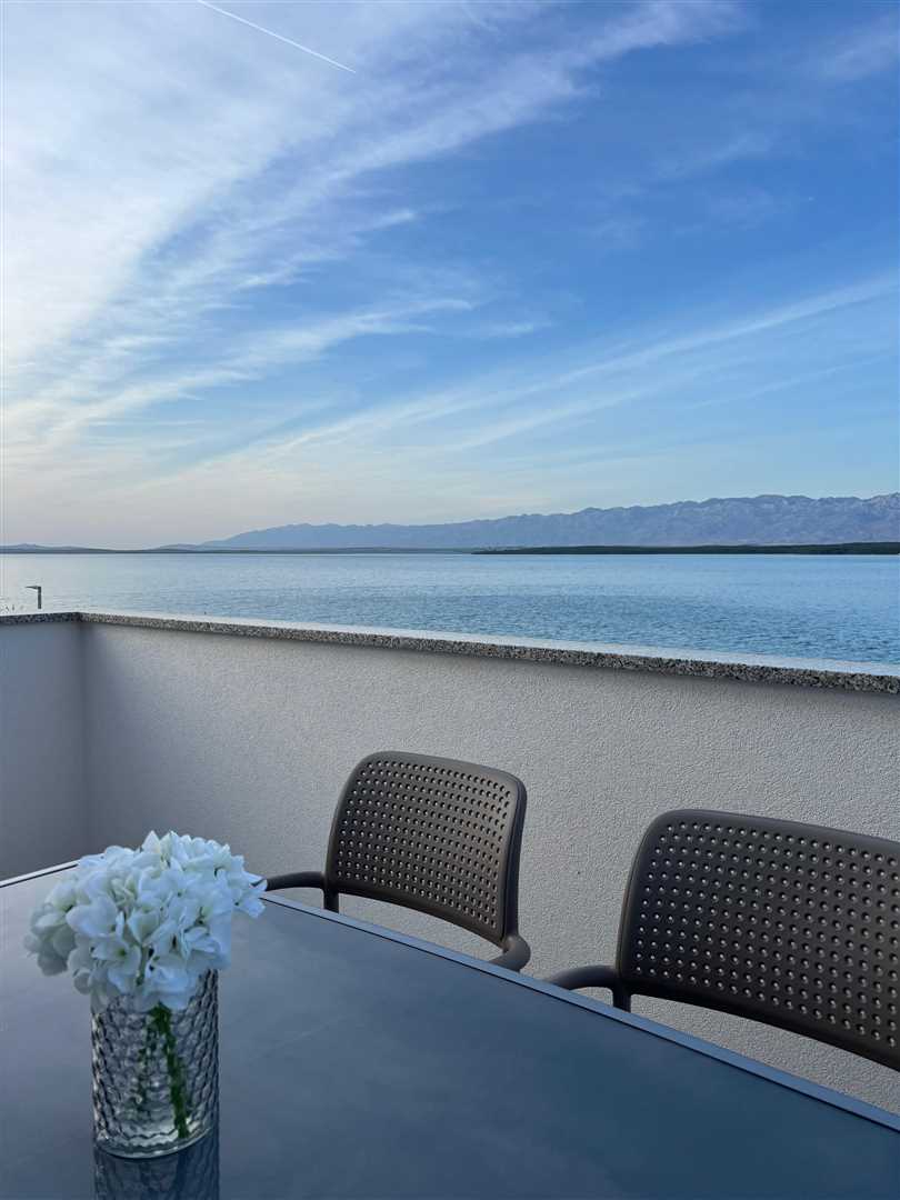 Apartment Sabun 2 (1st row to the sea)
