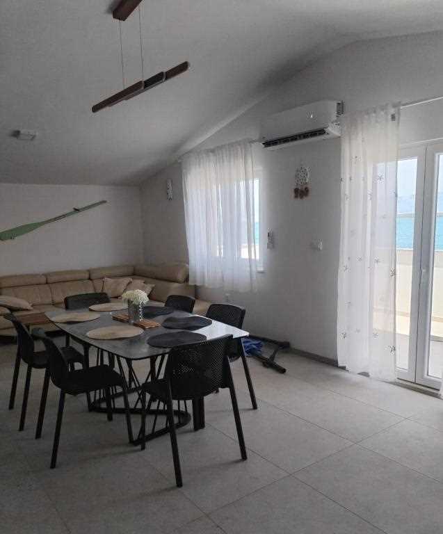 Apartman Sabun - 1. red do mora