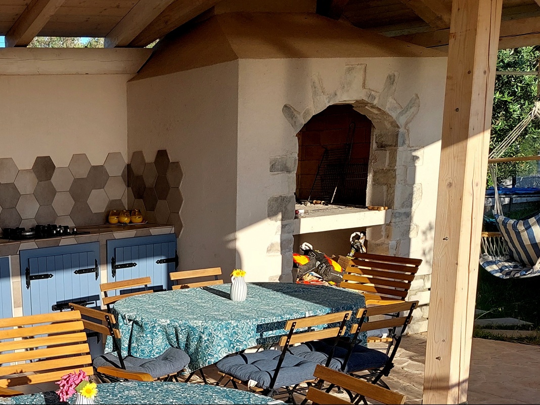 Vila s 2 bazena i savršenim pogledom na more: mir, tišina