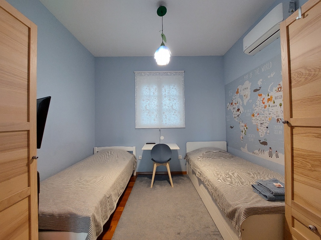 Vila s 2 bazena i savršenim pogledom na more: mir, tišina