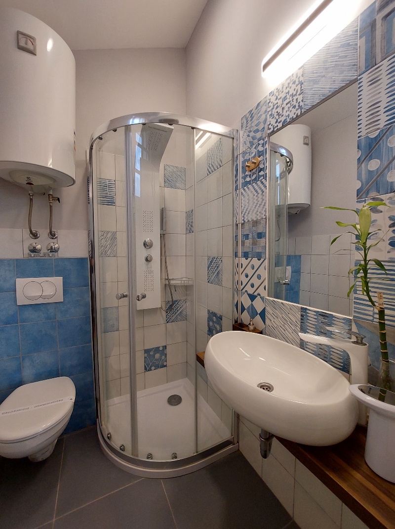 Vila s 2 bazena i savršenim pogledom na more: mir, tišina
