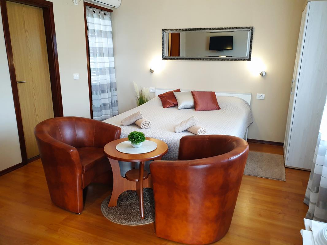 Studio apartma A1 za do 2 osebi - NOVO PRENOVLJEN