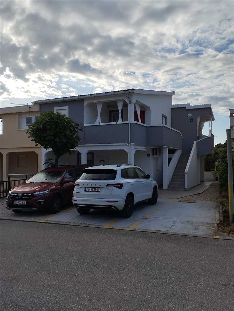 Dvosobni apartman Jagoda, na katu