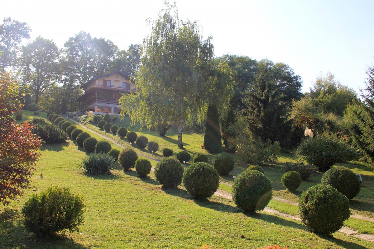 Kuca s bazenom, na osami - Petrinja