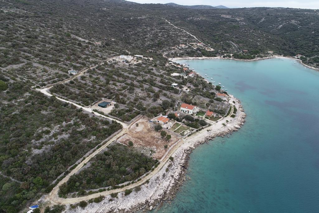 House by the sea Loranum