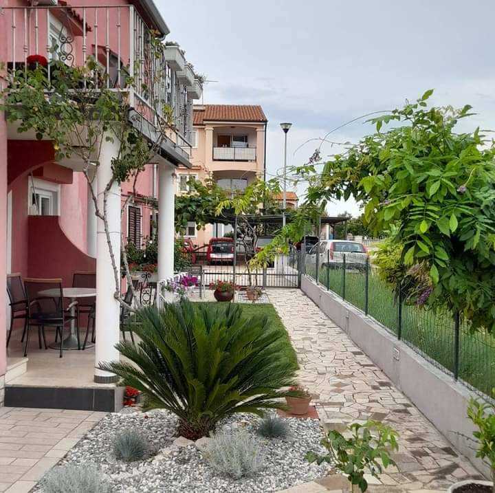Apartmani  Dragica A/4(65M2)