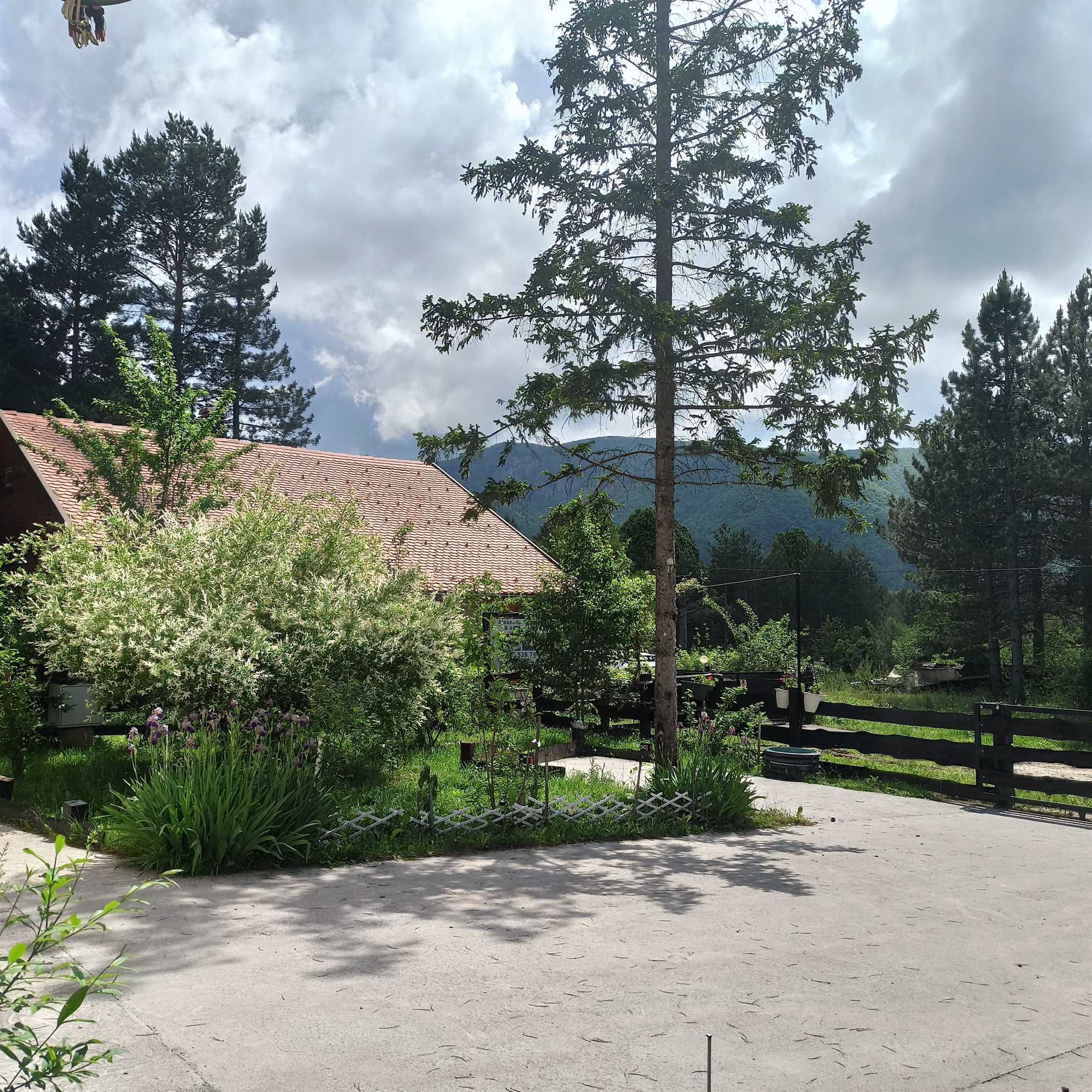 Kuća za odmor u Nacionalnom parku Plitvička jezera, veliki prostor