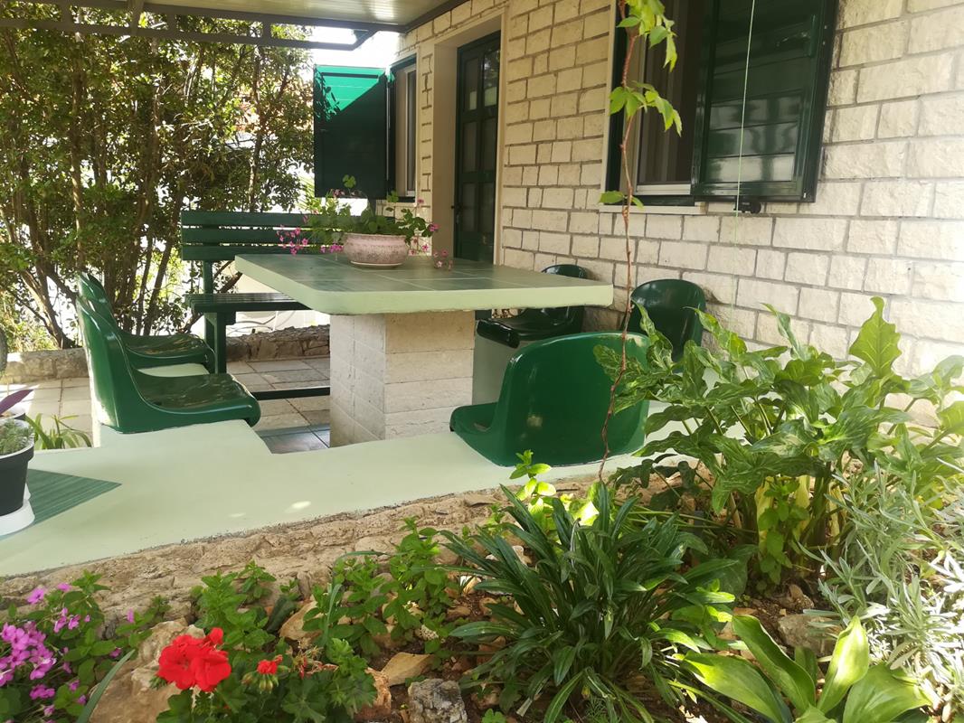 Oaza mira i tisine - Larisa 2+1