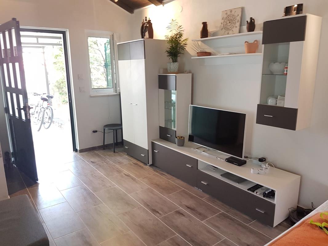 Oaza mira i tisine - Larisa 2+1