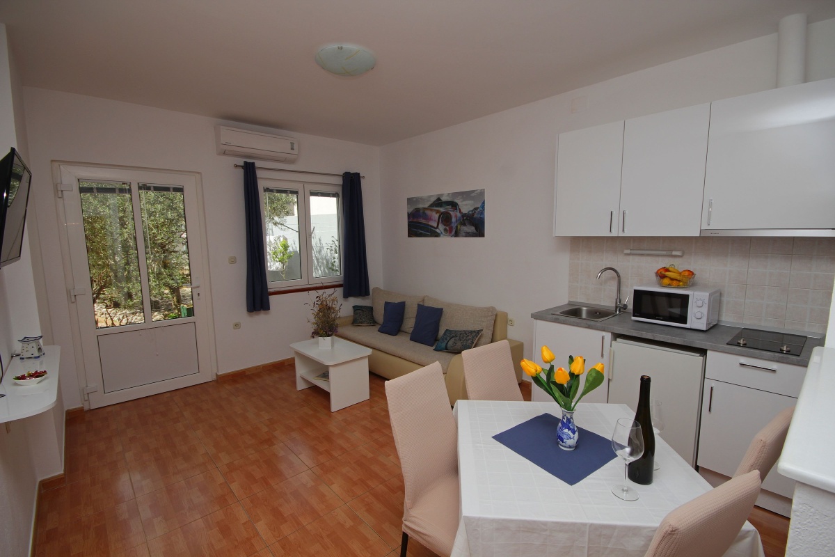 Studio apartma Marin