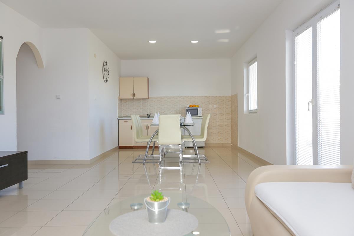 Čudovit apartma Uvala Plemic 1 s pogledom na morje - Rtina