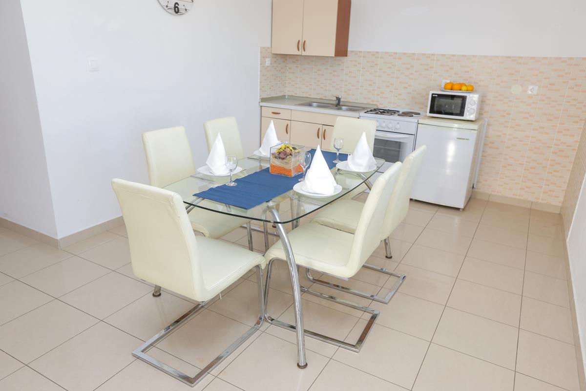 Čudovit apartma Uvala Plemic 1 s pogledom na morje - Rtina