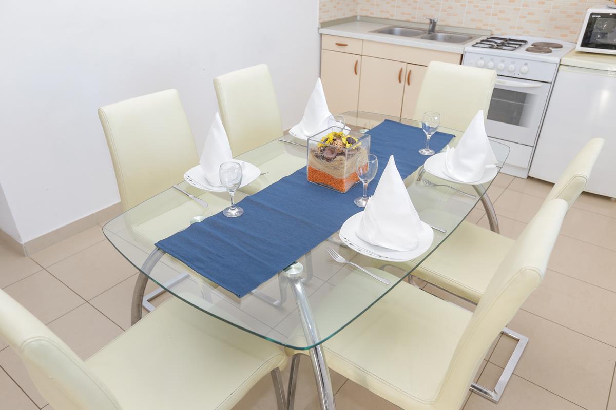 Čudovit apartma Uvala Plemic 1 s pogledom na morje - Rtina