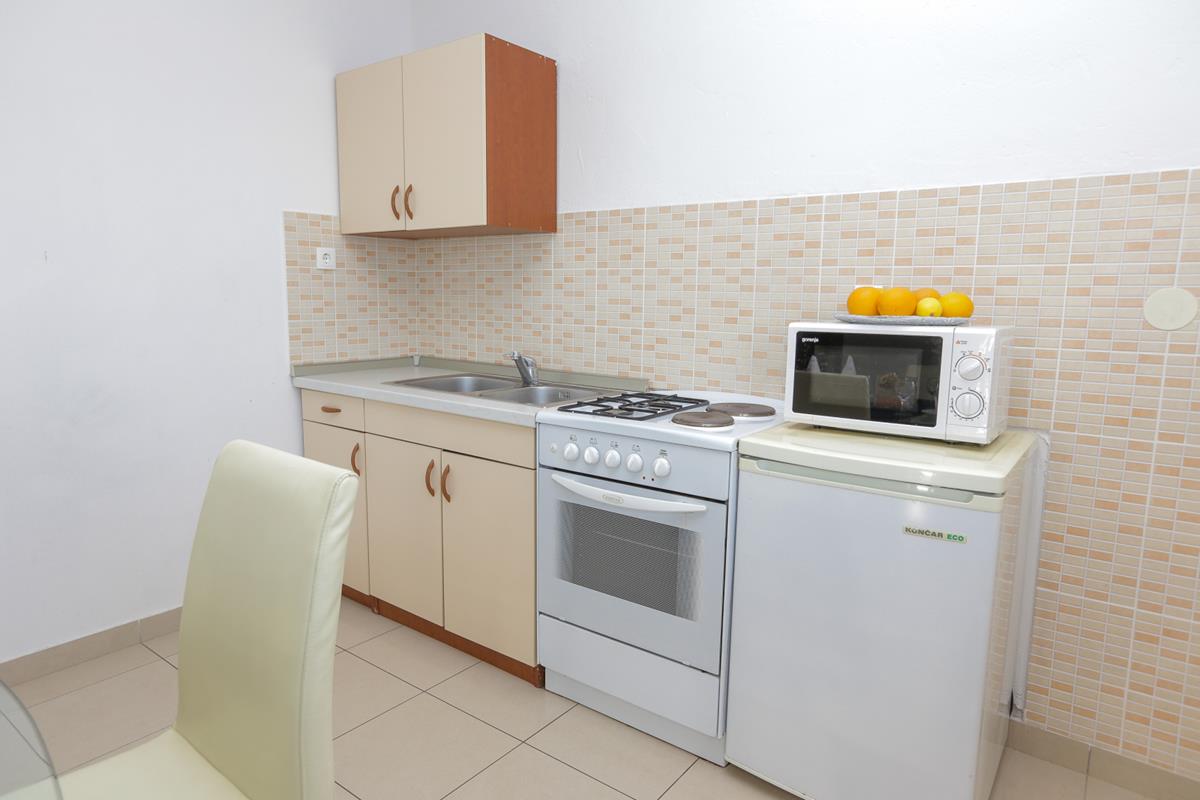 Čudovit apartma Uvala Plemic 1 s pogledom na morje - Rtina
