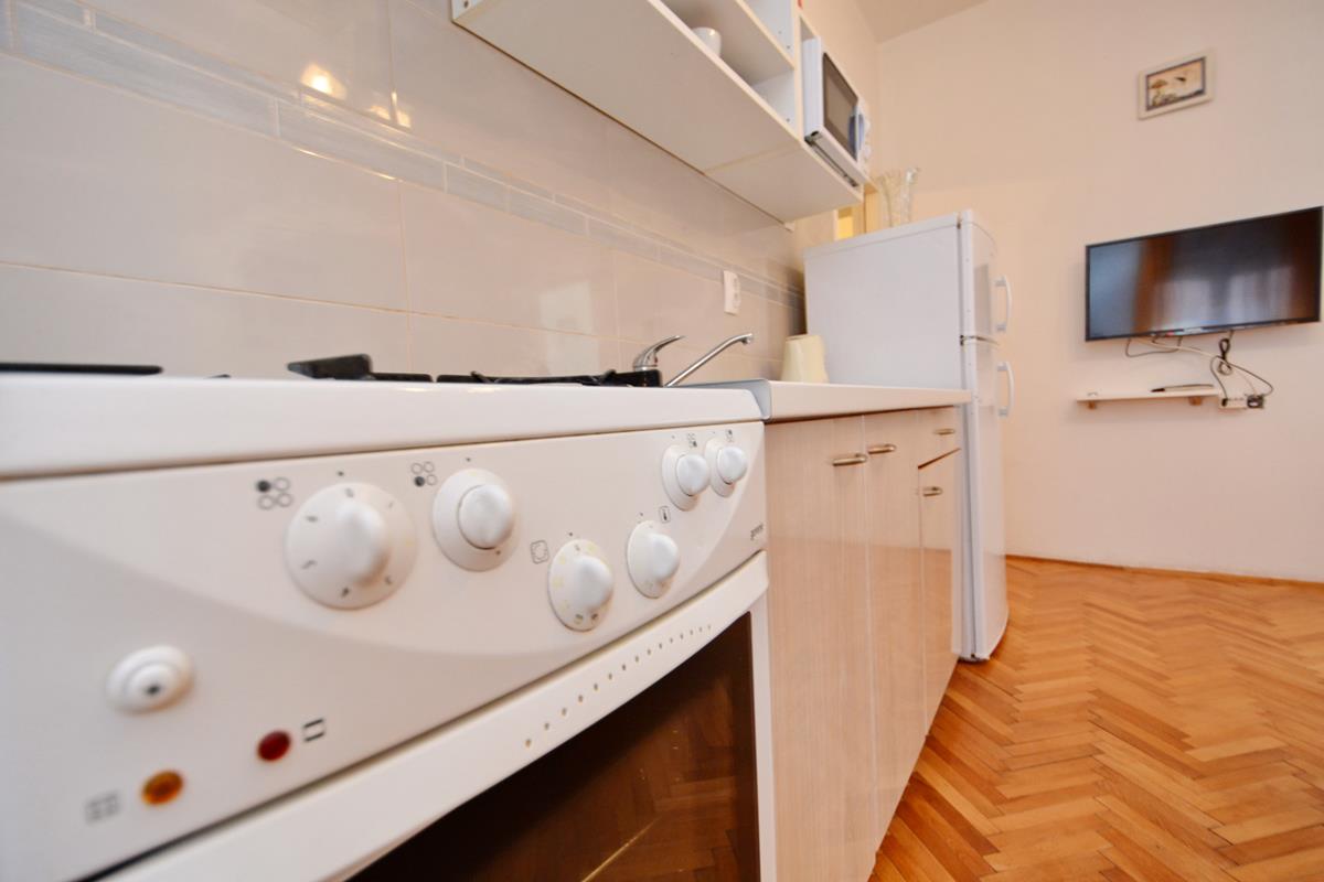 Čudovit apartma Antonija 1 - Starigrad Paklenica