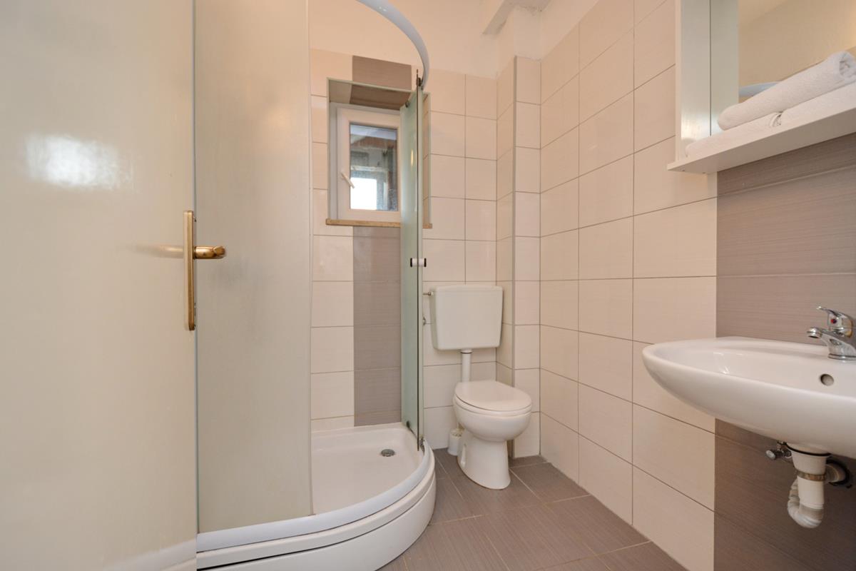 Čudovit apartma Antonija 1 - Starigrad Paklenica