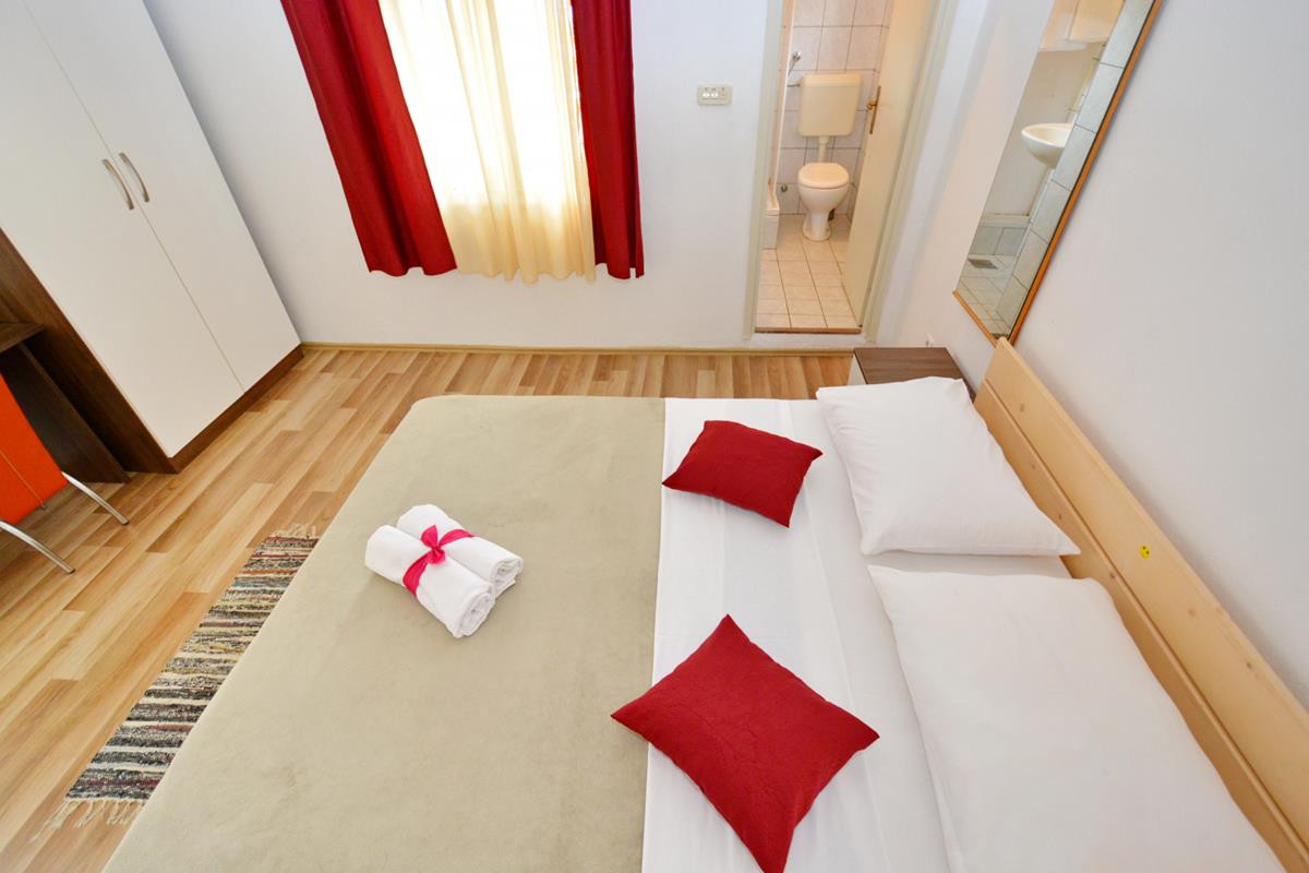 Čudovit apartma Antonija 1 - Starigrad Paklenica