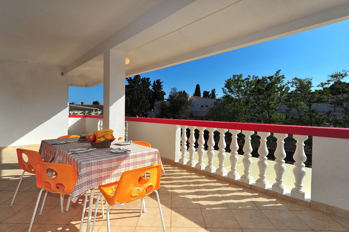 Apartman Bernardica 4- Pakoštane