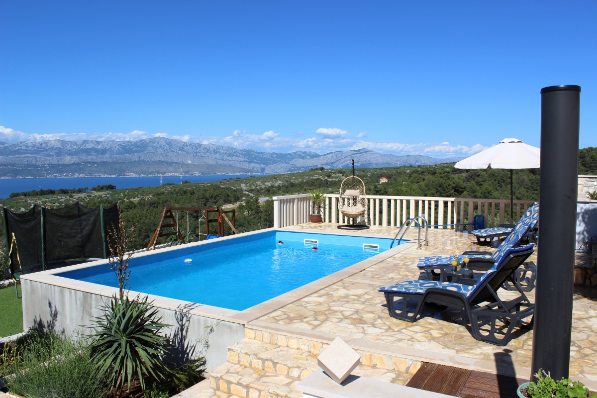Villa Supetra s Bazenom i Predivnim pogledom na More - Supetar