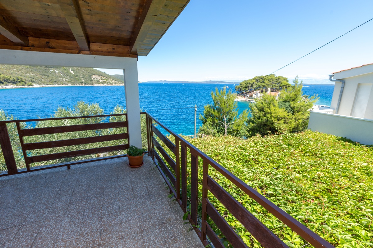 Prekrasni apartman Šime uz samo more - Savar